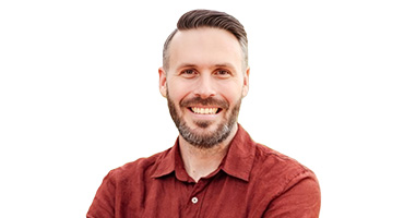 Headshot of Adam Johnson