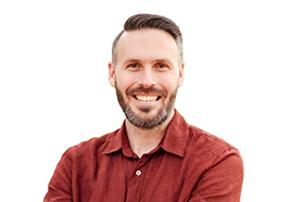 Headshot of Adam Johnson