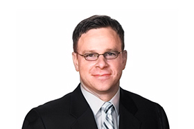 Headshot of Robert Clarke